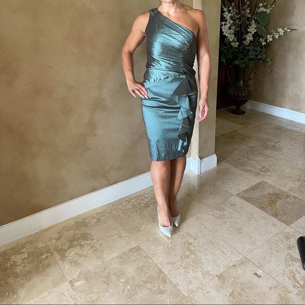 Gorgeous green color R&M Richards one shoulder cocktail/evening dress
